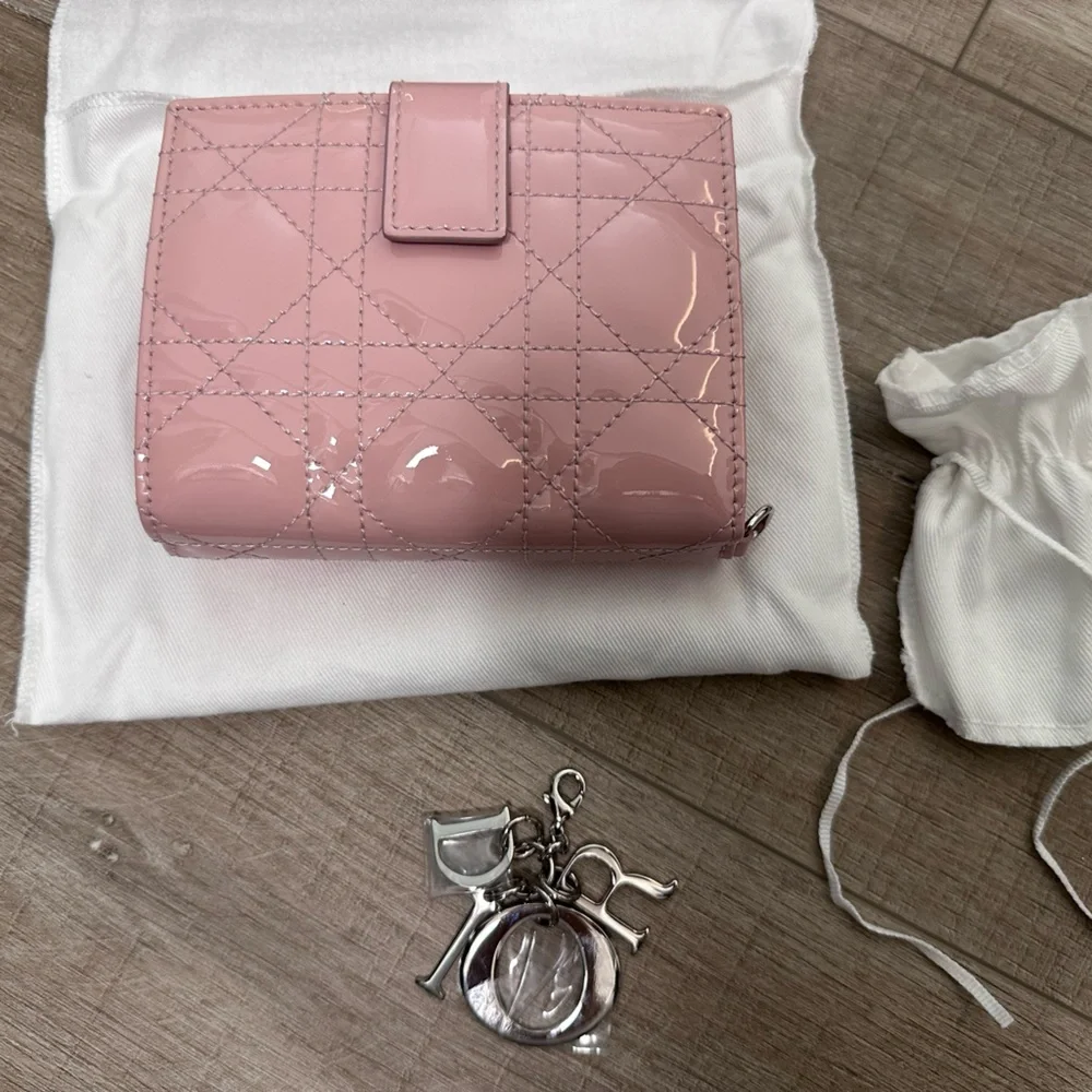 Dior patent leather wallet. Brand new. Box, card, charm, ribbon included
